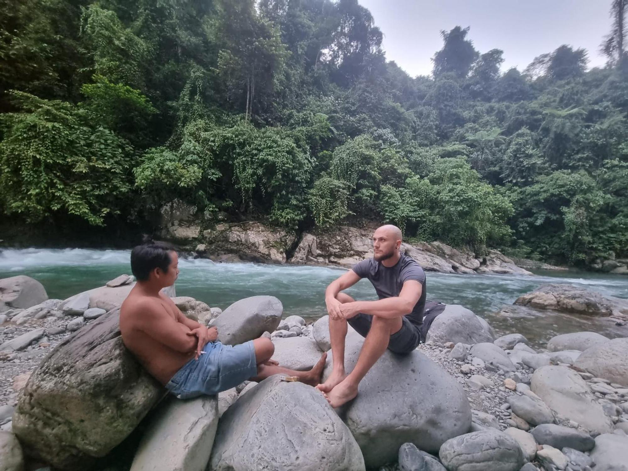 Lucky Bamboo'Bungalows-Resto And Orangutan Jungle Trekking Tours Bukit Lawang Exterior photo